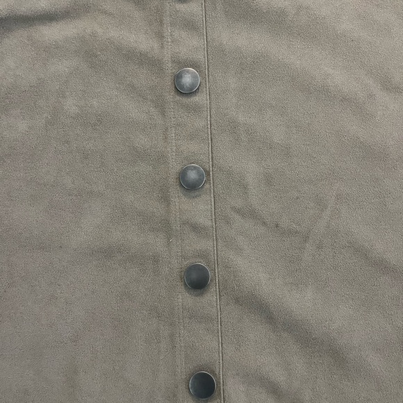 Harper Canyon Faux Suede Mini Skirt Size Medium - Picture 5 of 6